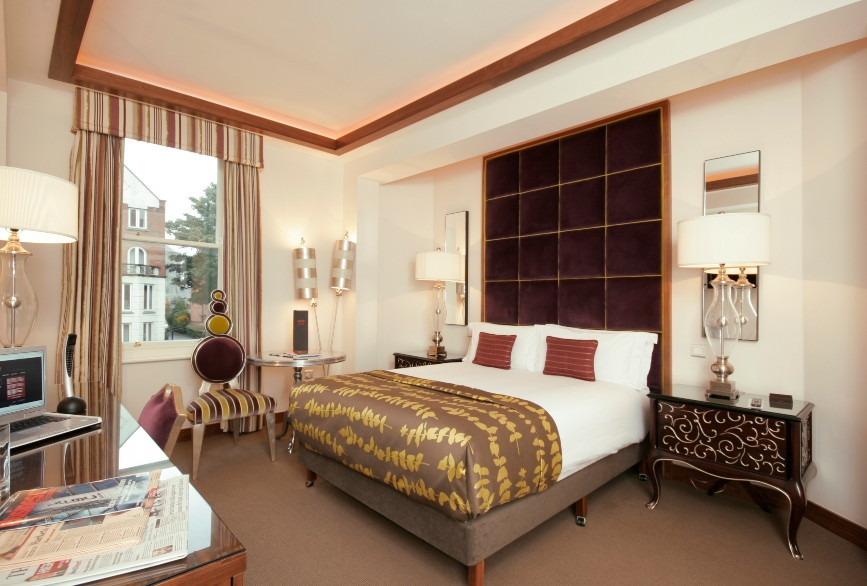 Luxury room   featured www.dylan.ie_v3