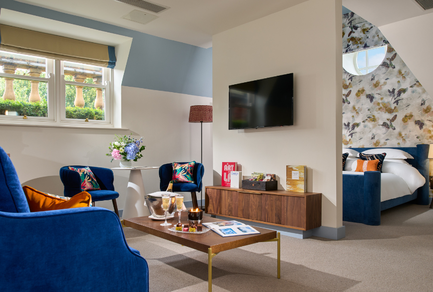 Feature images www.dylan.ie_v3