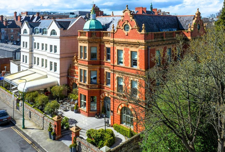 Feature images www.dylan.ie_v3